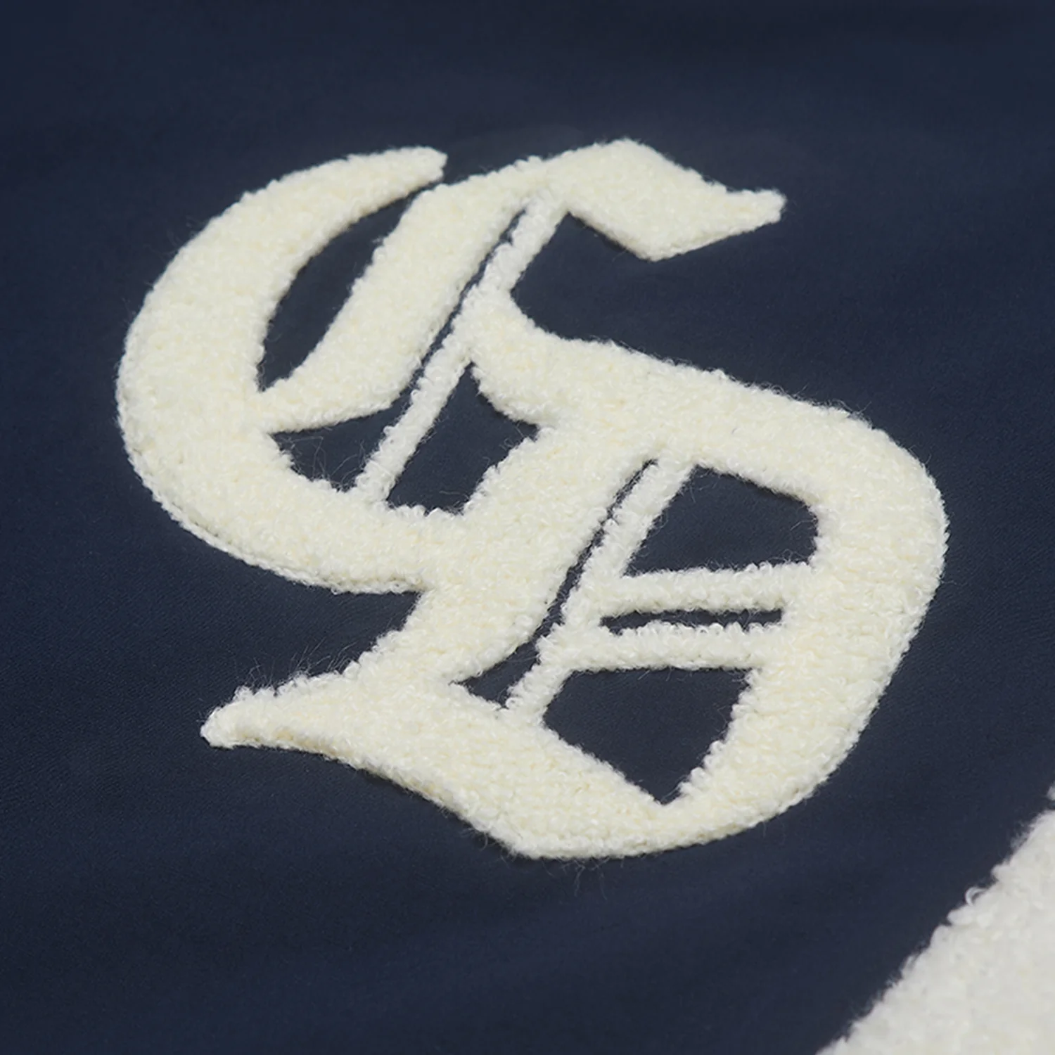 HOWARD FOOTBALL SHIRT - Image 11